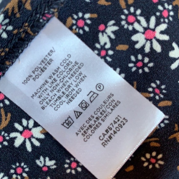 Loft Floral Ruffle Neck Rib Blouse - Picture 13 of 13